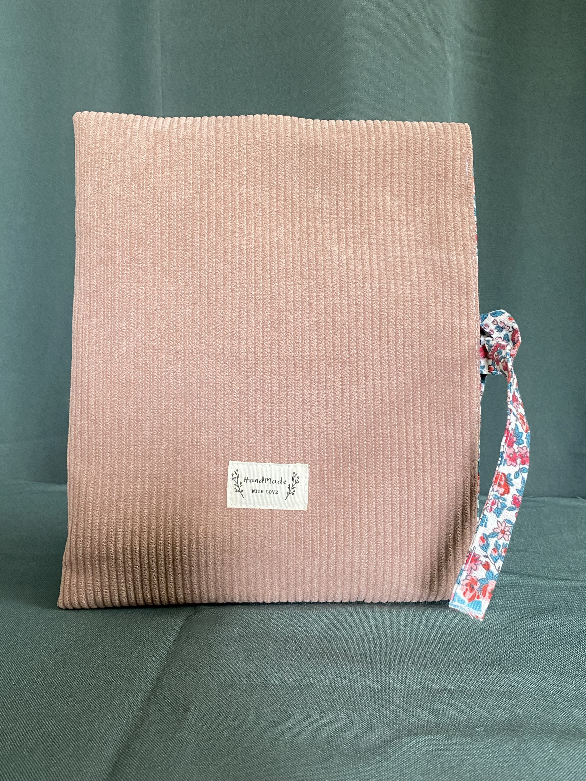 Pochette de protection pour livre en velours côtelé
