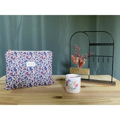 Pochette artisanale en tissu matelassé