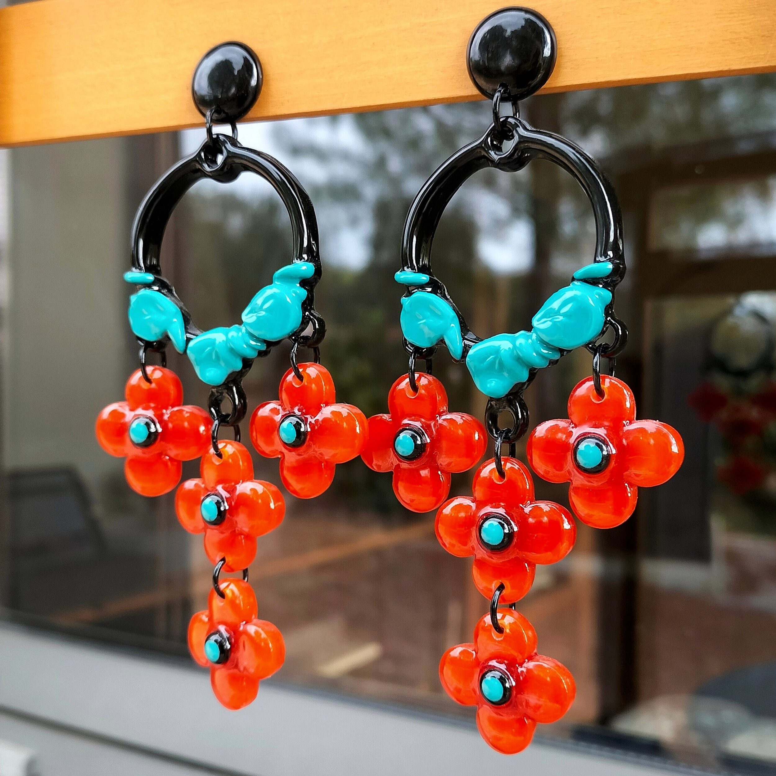 Boucles-d-oreilles-fleurs-oranges-hephaistos-xxl-1