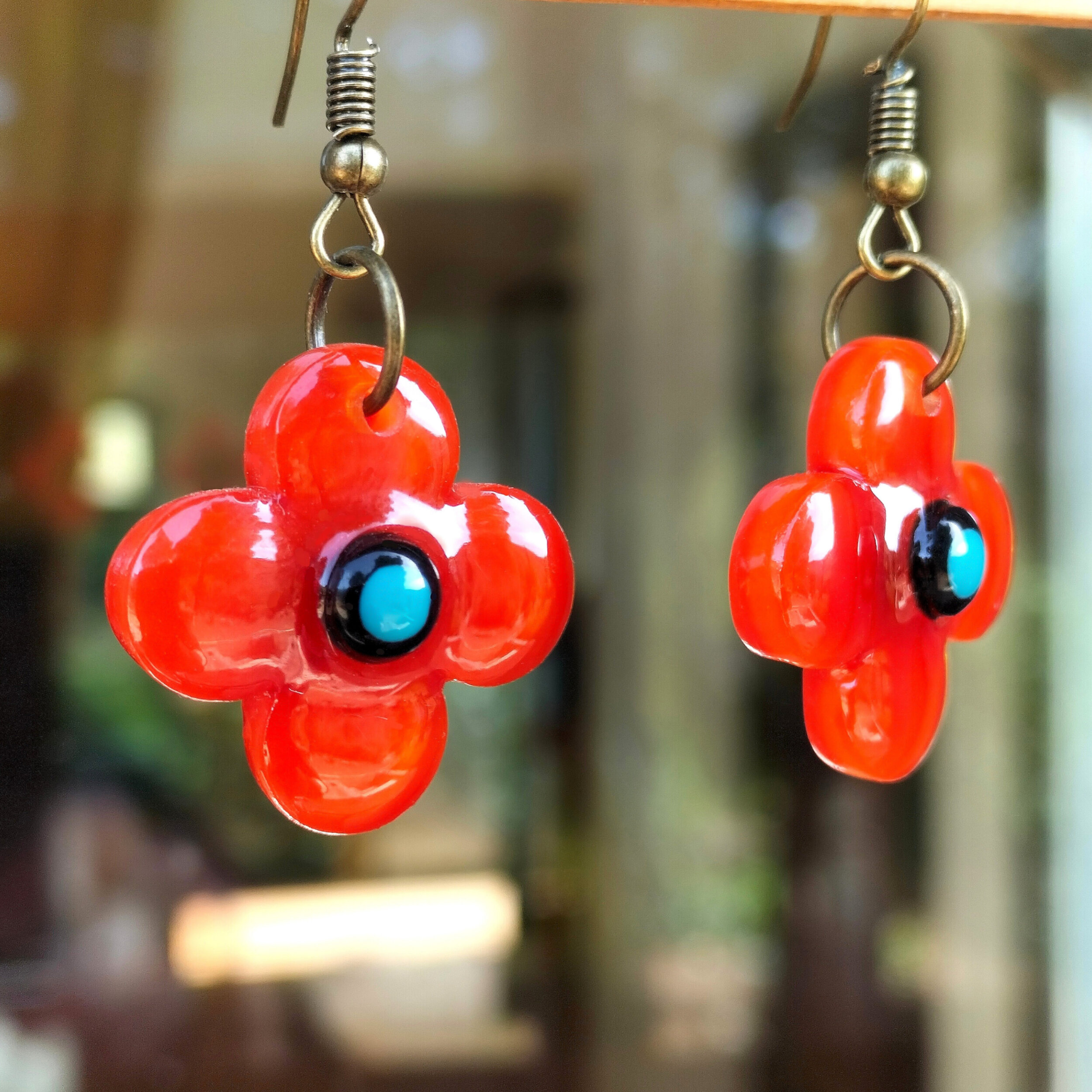 Boucles-d-oreilles-fleur-orange-turquoise-petite-1