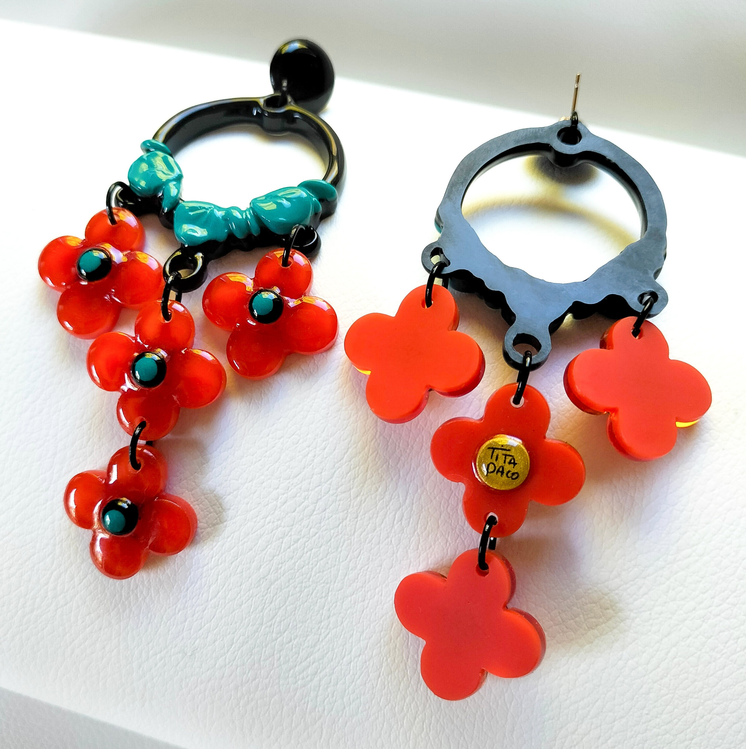 Boucles-d-oreilles-fleurs-oranges-hephaistos-xxl-8