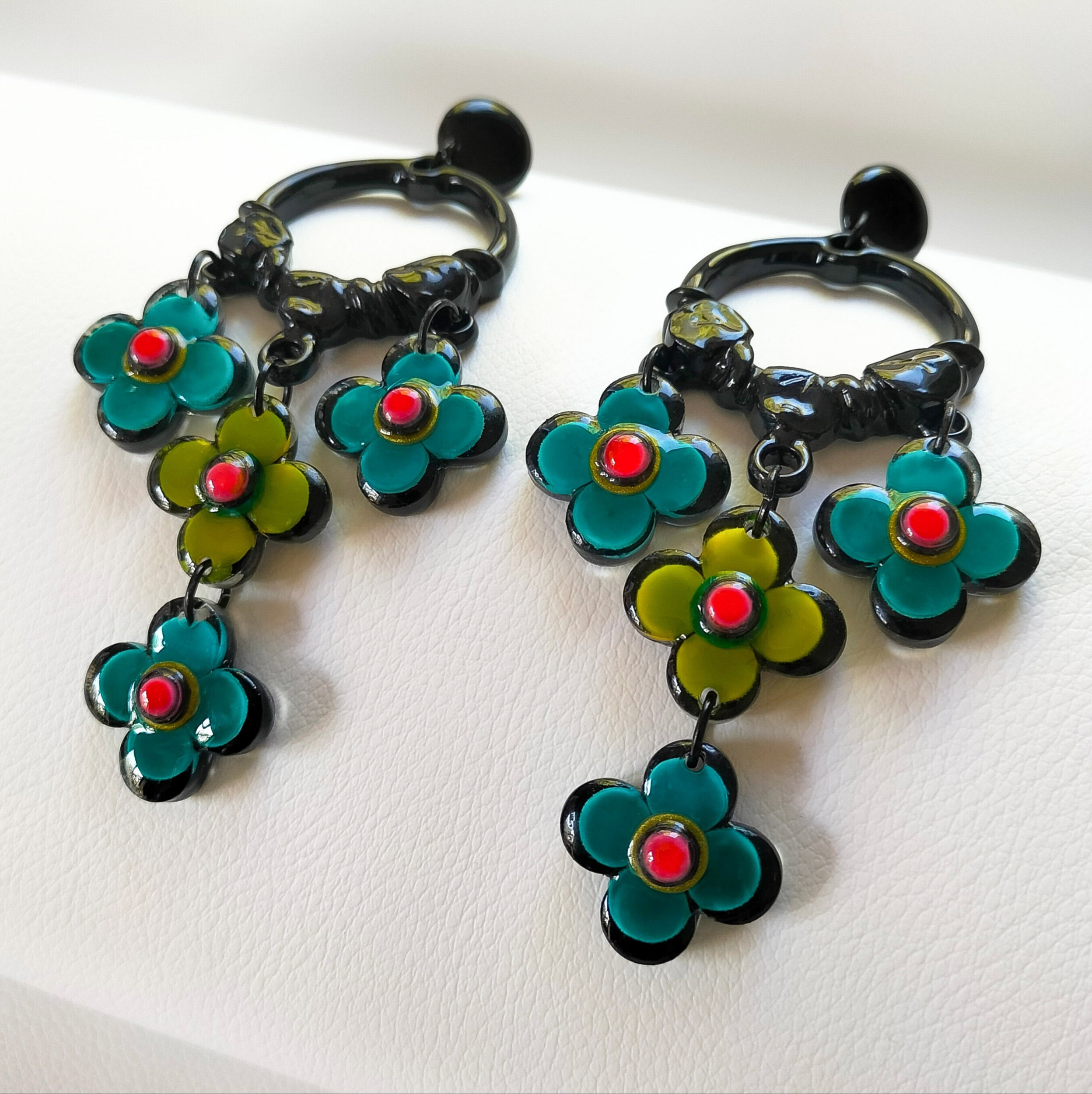 Boucles-oreilles-fleurs-turquoise-vertes-xxl-4