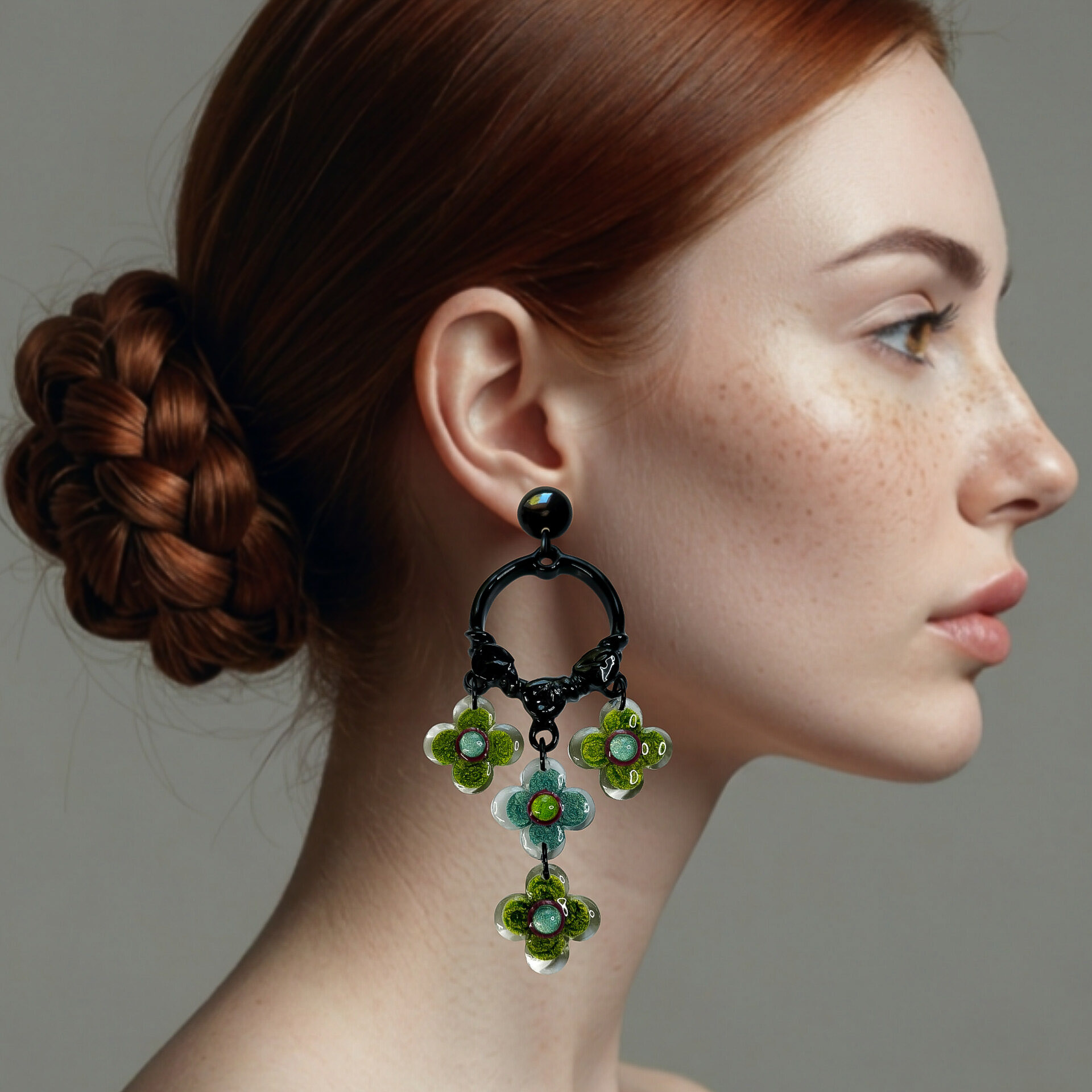 Boucles-oreilles-xxl-fleurs-vertes-mannequin