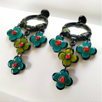 Boucles-oreilles-fleurs-turquoise-vertes-xxl-4