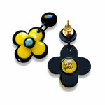 Petites-boucles-oreilles-fleurs-jaunes-noires-4