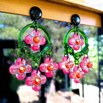 Boucles-d-oreilles-fleurs-roses-alice-XL-4