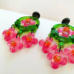 boucles-d-oreilles-xl-creole-verte-fleurs-roses-3