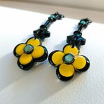 Boucles-oreilles-longues-fleurs-jaunes-noires-3 (1)