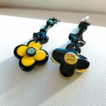 Boucles-oreilles-longues-fleurs-jaunes-noires-6