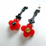 Boucles-d-oreilles-fleurs-oranges-tiges-noires-L-3