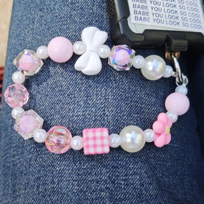 gummy pink out