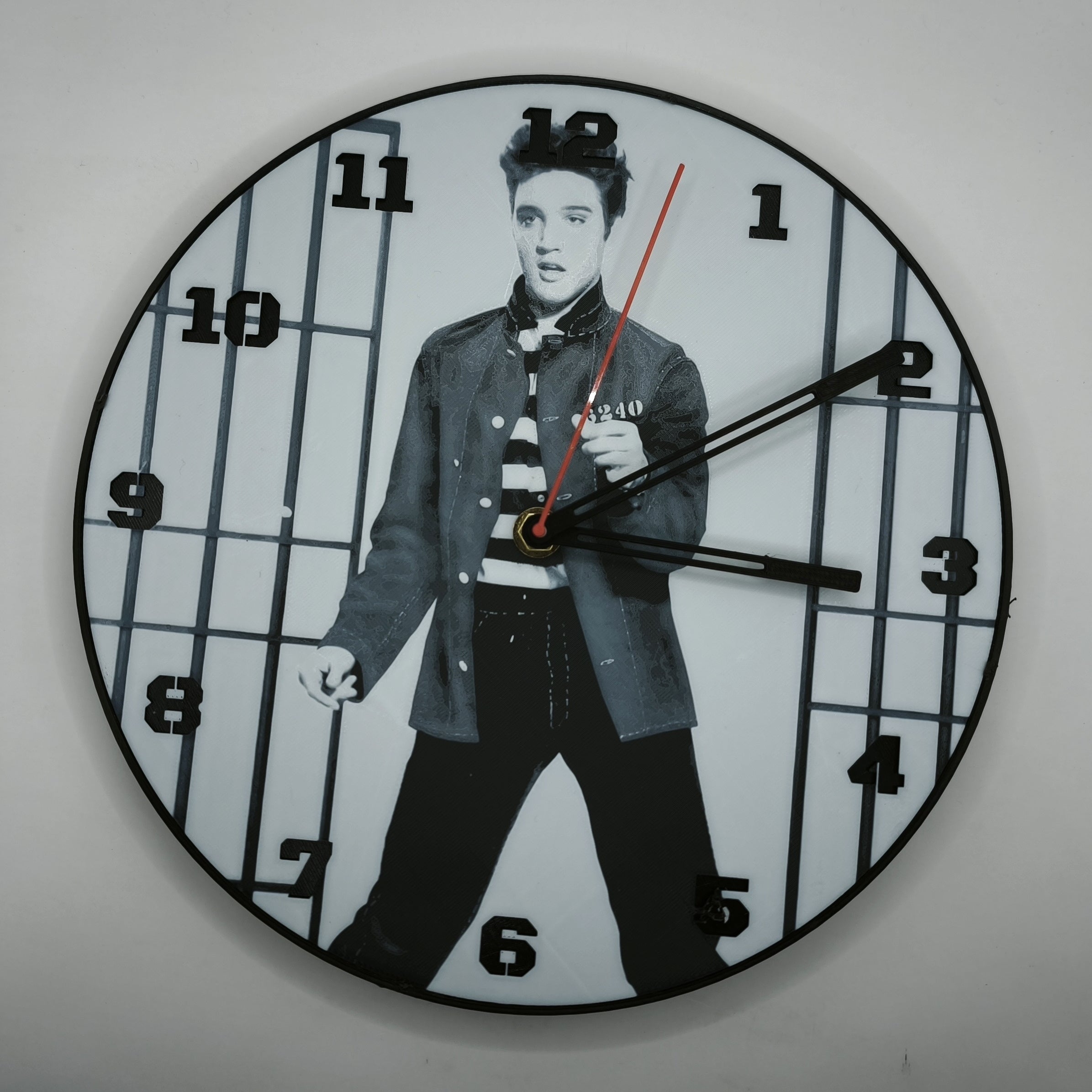 horloge_complete_Elvis_Prestley_impression_3D_nombres_couleur_noir_aiguilles