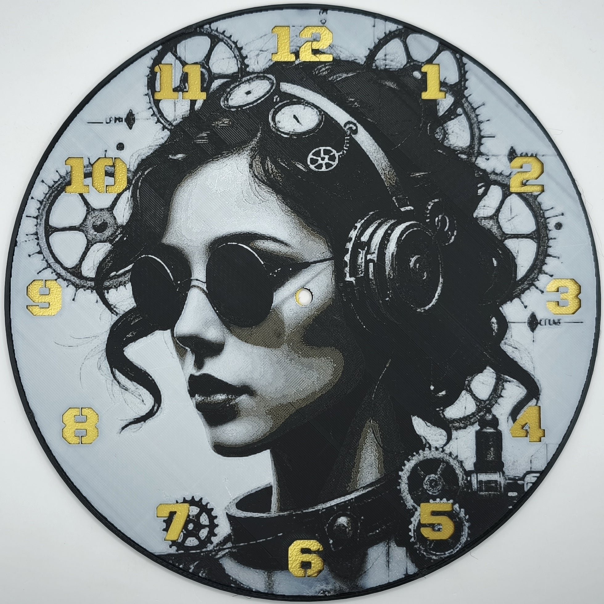 horloge_complete_Lady_steampunk_impression_3D_nombres_couleur_or