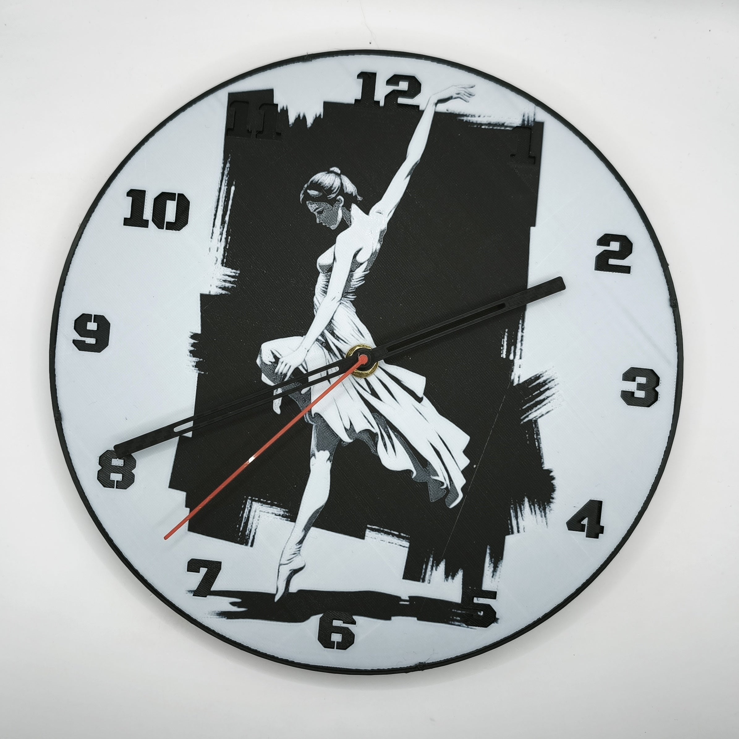 horloge-complete-la-danseuse-etoile-impression-3d-nombres-couleur-noir-aiguilles