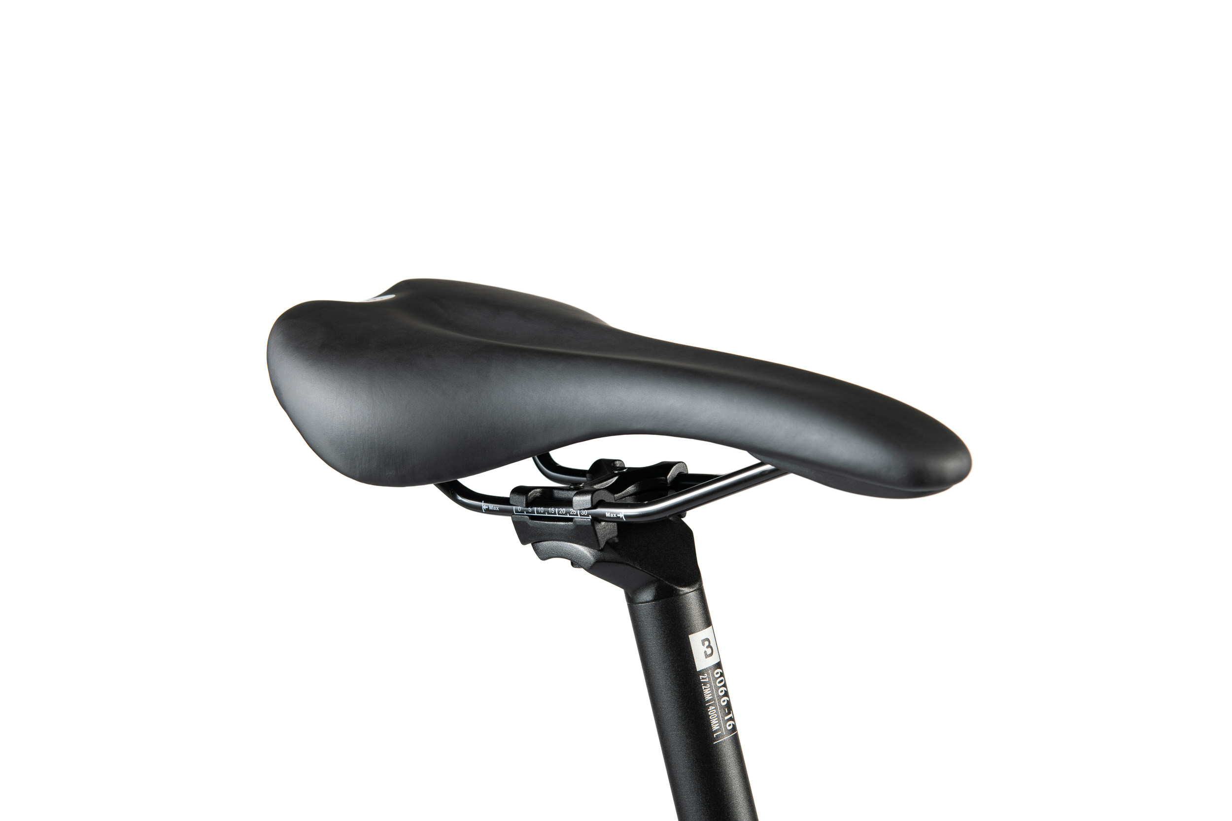 BT_MY21_Beyond_1_glossy_metallic_black-10