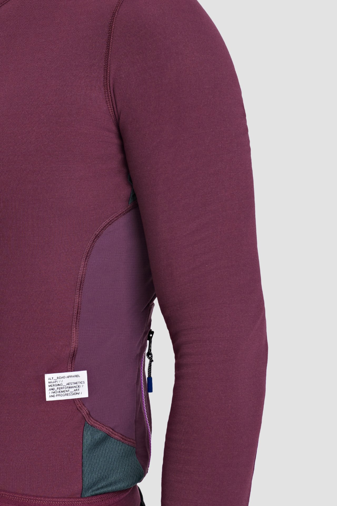 Alt_RoadLSJersey_Burgundy_PDP_ADDITIONAL_IMAGES_02_DESKTOP