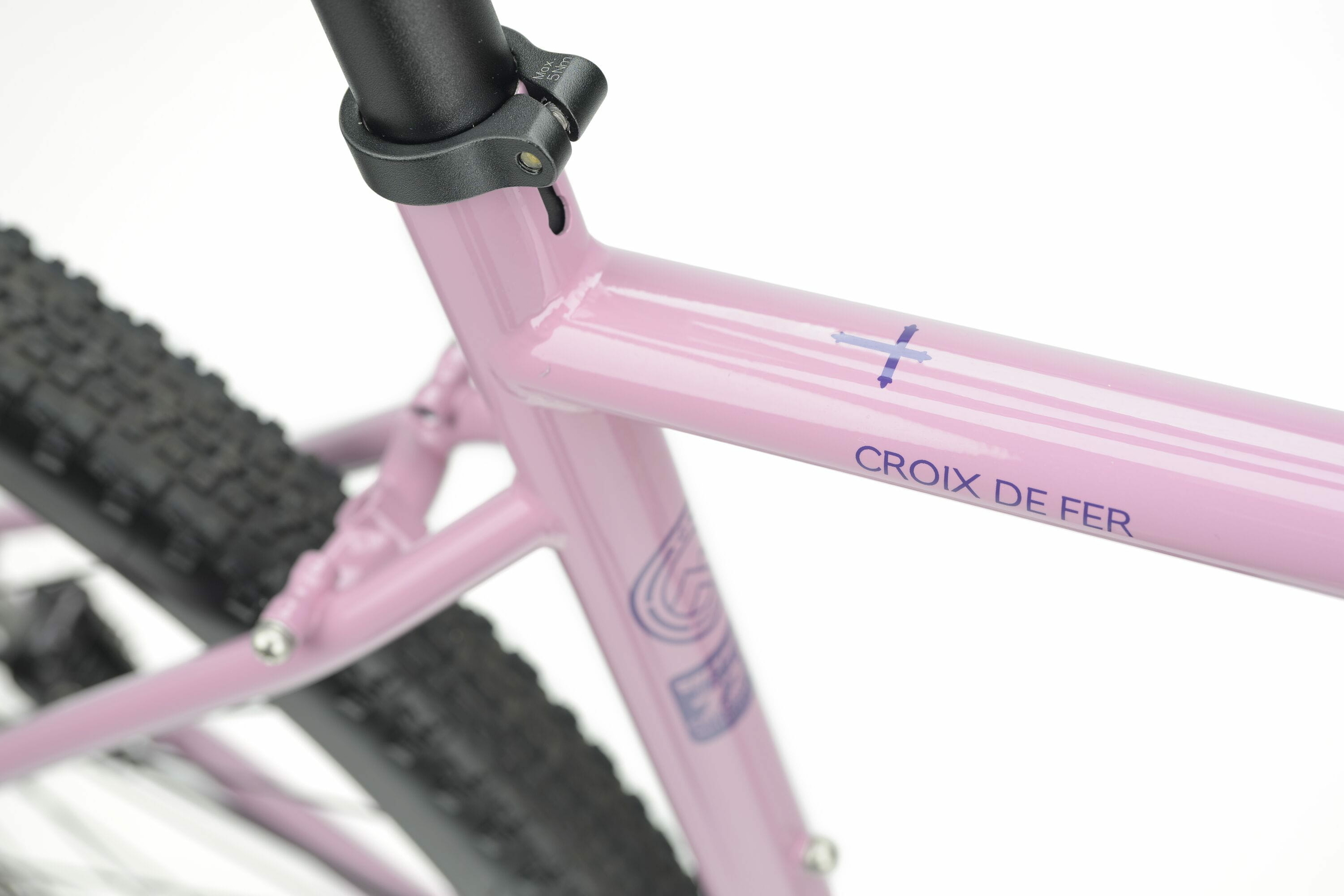 gn11011_cdf40_detail_03
