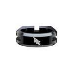COLLIER DE SELLE TITLE