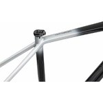 FM2798_03