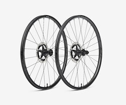 SC2021139_R2.O-Non-Boost-Black-SKF-Shimano_2_HR