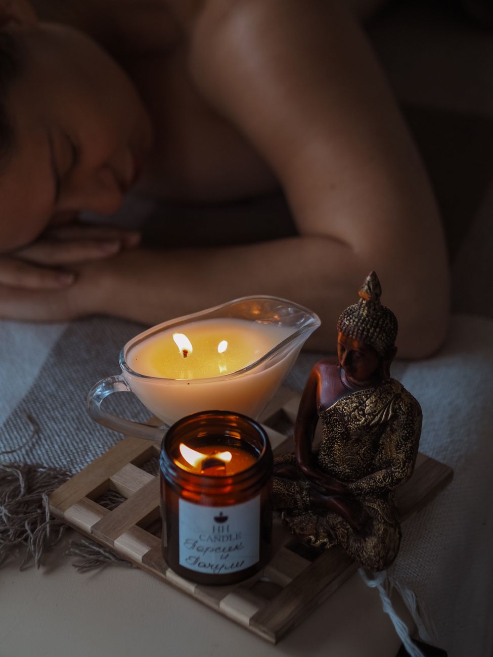 LE PETIT GUIDE DU MASSAGE AUX BOUGIES