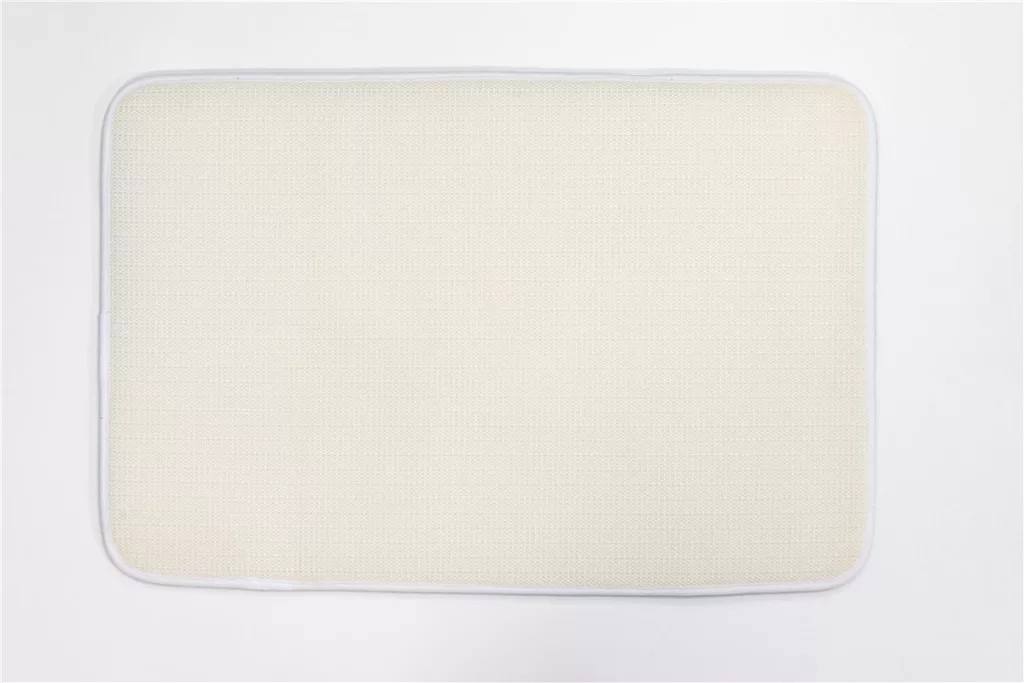 tapis-de-bain-spider-man-swinging-en-mousse-40-60-cm-3