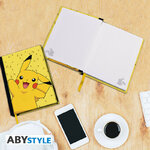 coffret-cadeau-pokemon-pikachu-cahier-a5-mug-cartes-postales-3