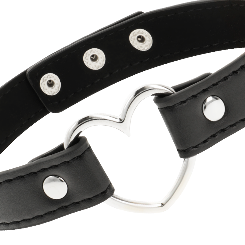 collier fétiche en cuir végan avec cœur Coquette Chic Desire 4