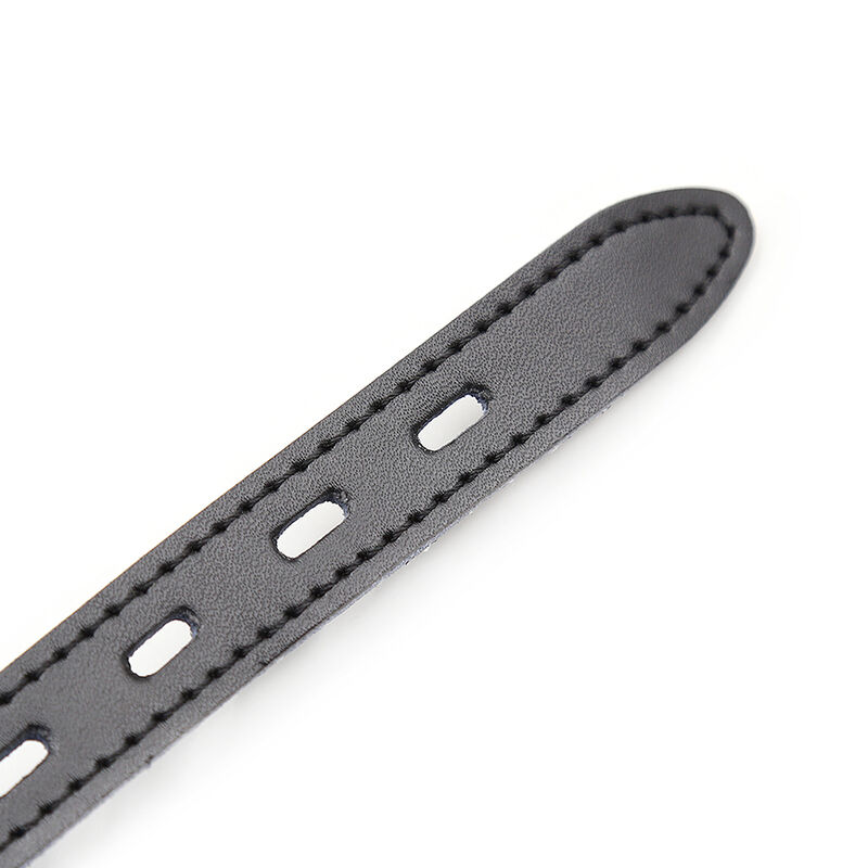 bâillon boule en silicone avec ceinture et cadenas Ohmama Fetish 7