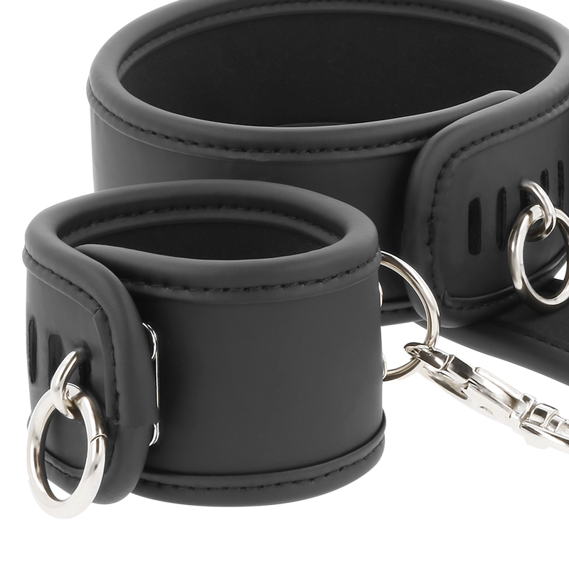collier et menottes en cuir végan doublés néoprène avec chaîne Fetish Submissive 6
