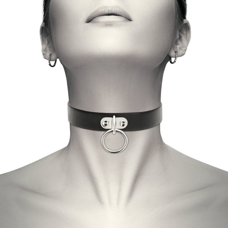 collier fétiche en cuir végan 43 cm trois boutons-pression Coquette Chic Desire 2