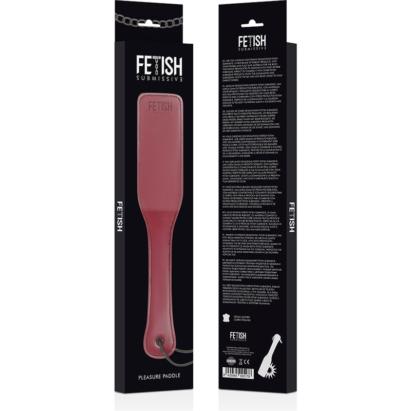 fouet en cuir végan Fetish Submissive Dark Room 5