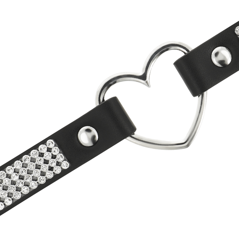 ras de cou en cuir végan avec cœur Coquette Chic Desire 4