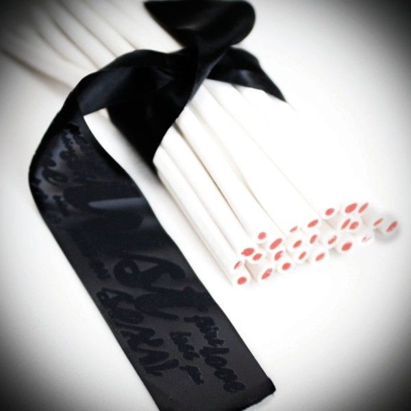 Menottes sensuelles en soie Petits Bonbons Bijoux Indiscrets, vue 3 sur 4