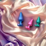 kit dentraînement anal 3 plugs S M L base cœur Romp Luster 8