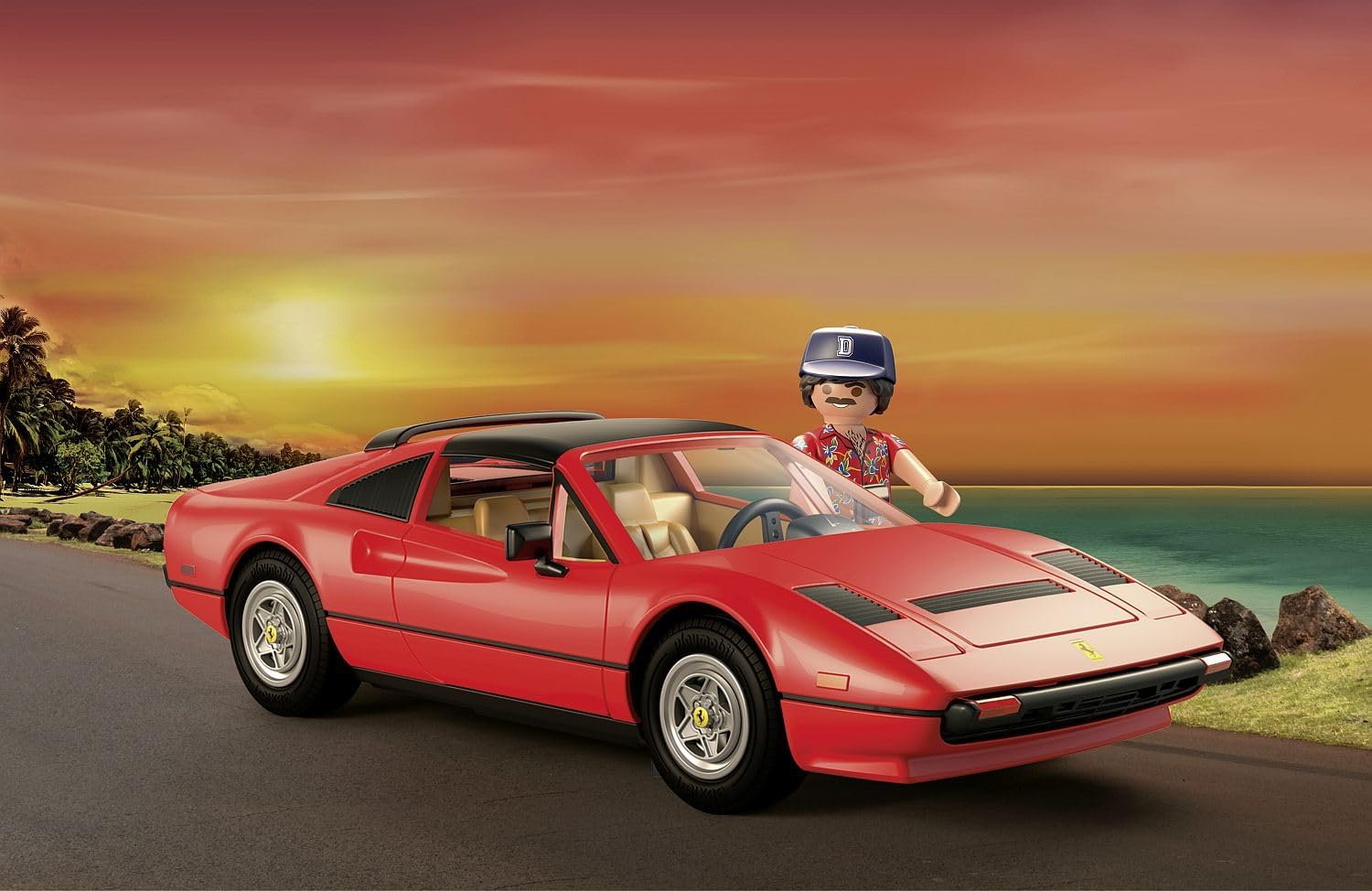Ferrari 308 GTS Playmobil et Thomas Magnum sur une route de bord de mer au coucher du soleil