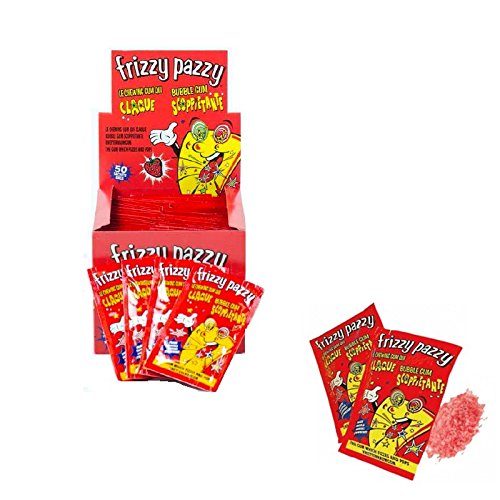Présentoir de sachets Frizzy Pazzy fraise, quatre sachets devant et un tas de grains roses