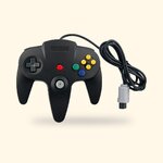 Manette N64 filaire OSTENT noire vue de face, sur fond crème