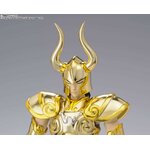 Visage de Shura sous son casque à cornes