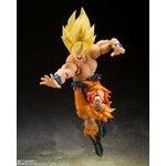 Goku bras écartés, en plein élan, sur fond sombre