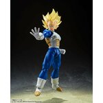Vegeta une main tendue et ouverte, photographié sur fond sombre