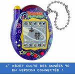 Tamagotchi Connection Neon Planet vu de trois quarts, bandeau publicitaire en français