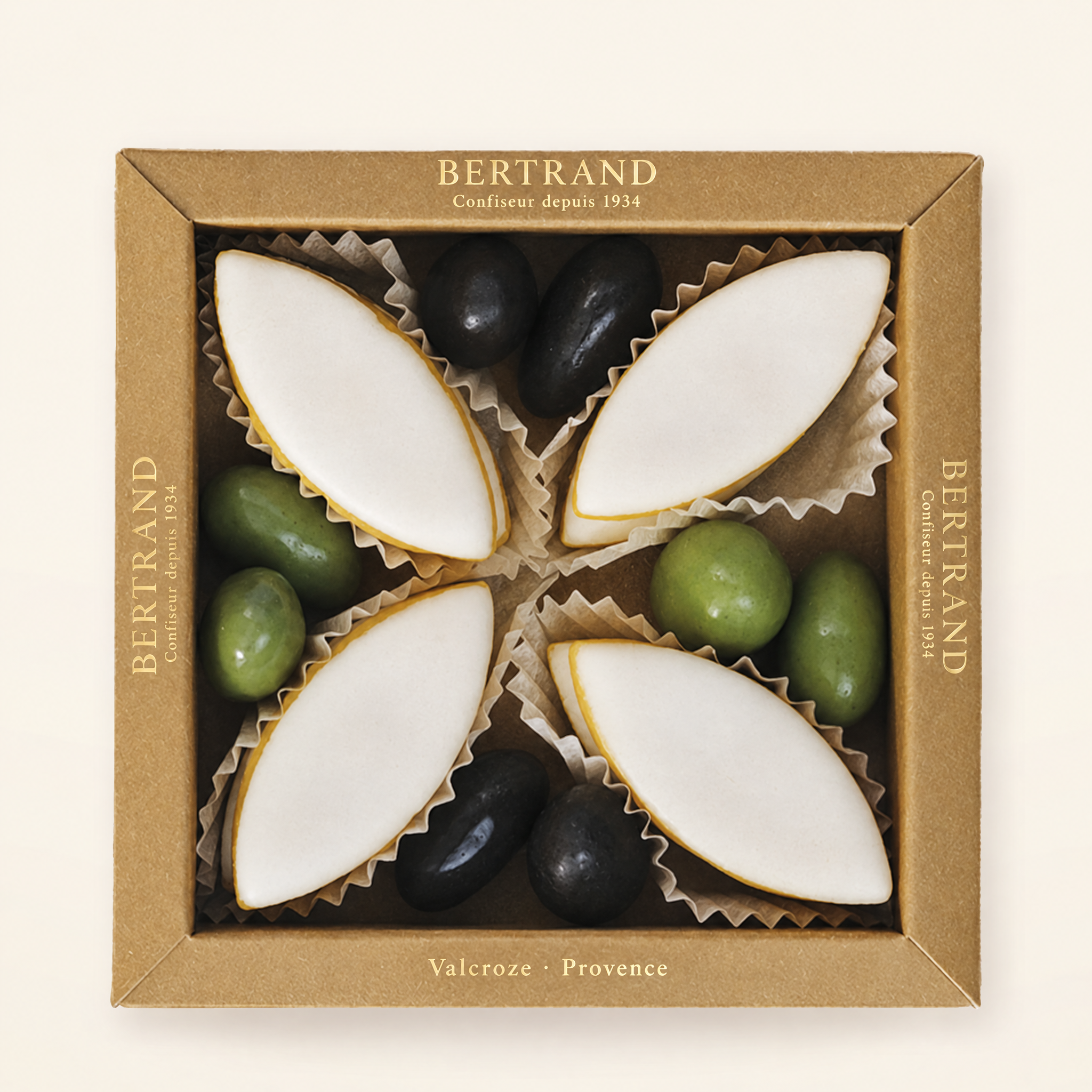 Coffret de calissons et olives en chocolat Bertrand