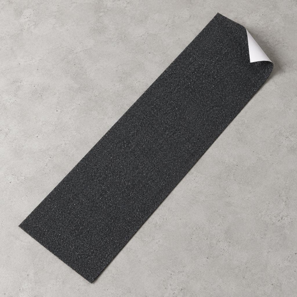 feuille-de-grip-skate-noire-coin-decolle-packshot