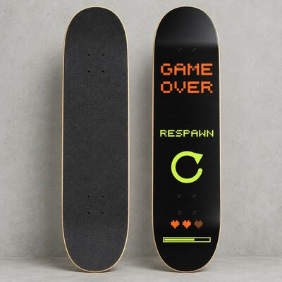 Plateau Game Over : dessus grip noir et dessous graphisme pixel art