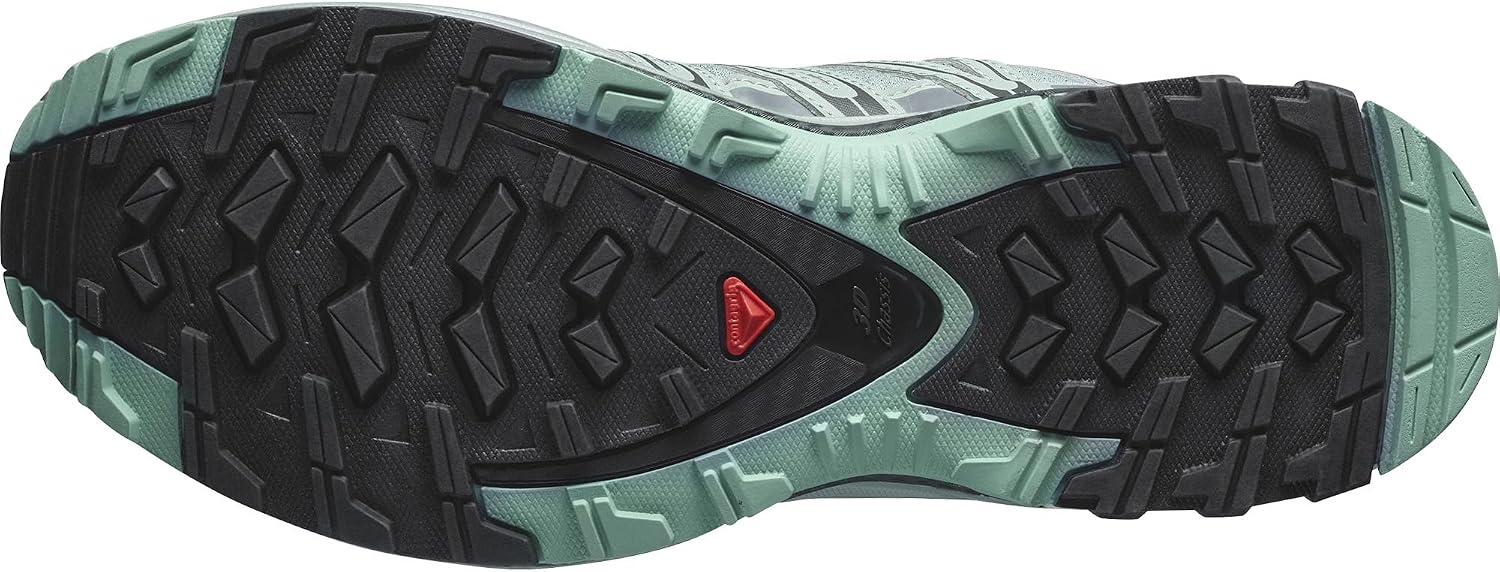 Suola tassellata nera e verde acqua della Salomon XA Pro 3D
