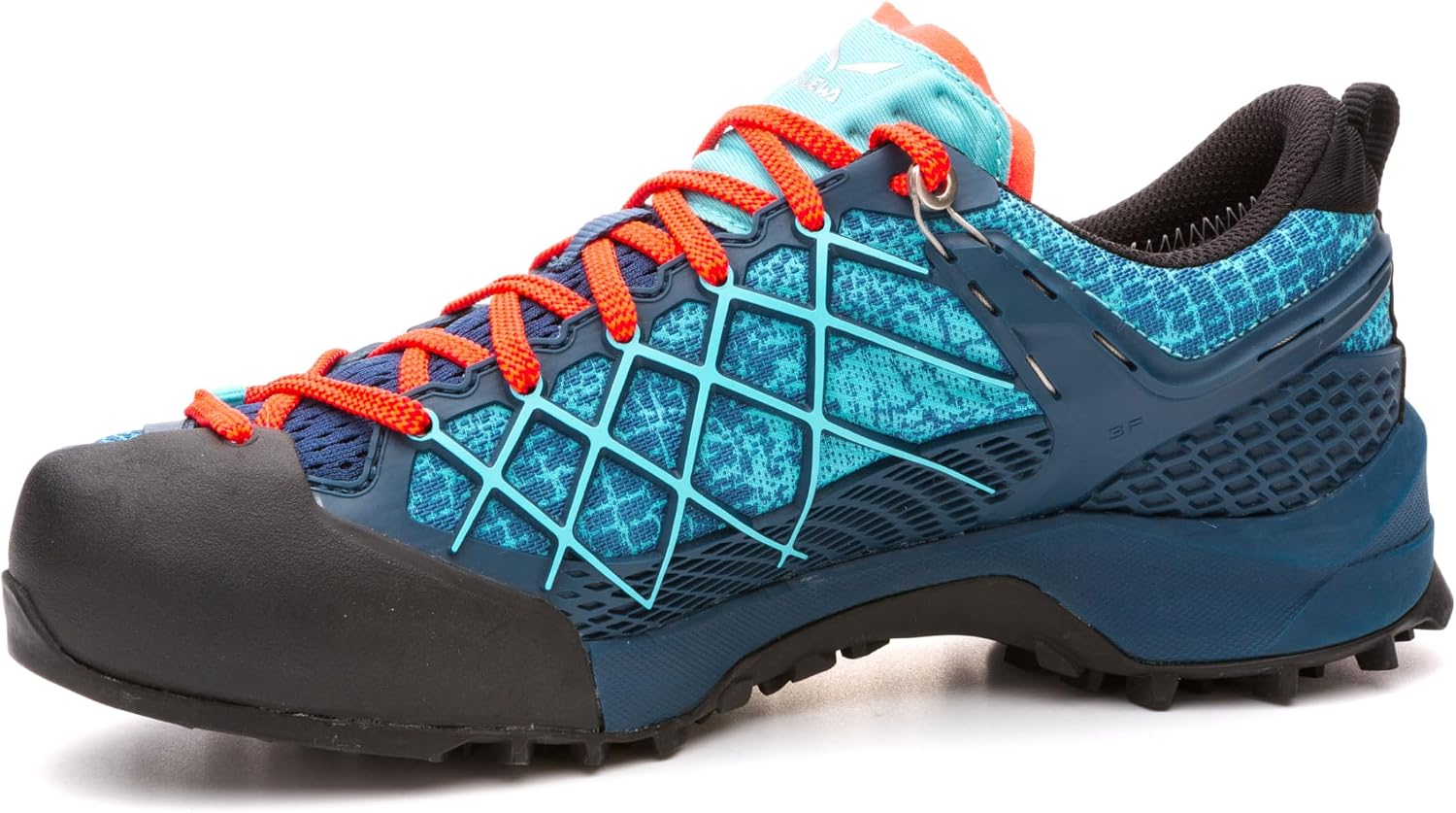 Particolare della scarpa da avvicinamento Salewa Wildfire GTX