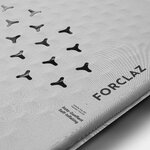Toppe antiscivolo e logo Forclaz sul materassino MT100