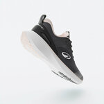 Scarpa Jogflow 190.1 sospesa in aria con la scritta JF190.1 sul tallone e la suola in vista