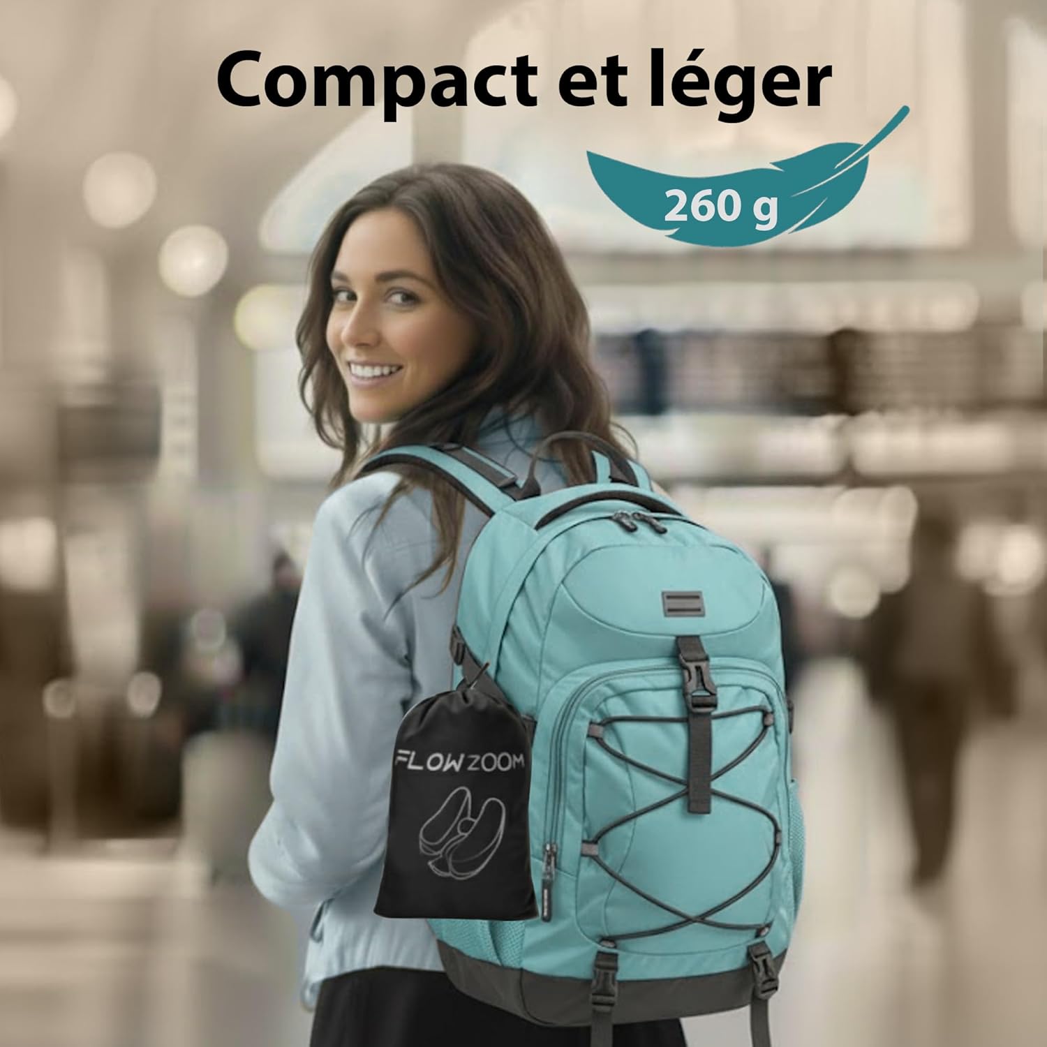 Voyageuse avec loreiller accroché à son sac à dos, 290 g